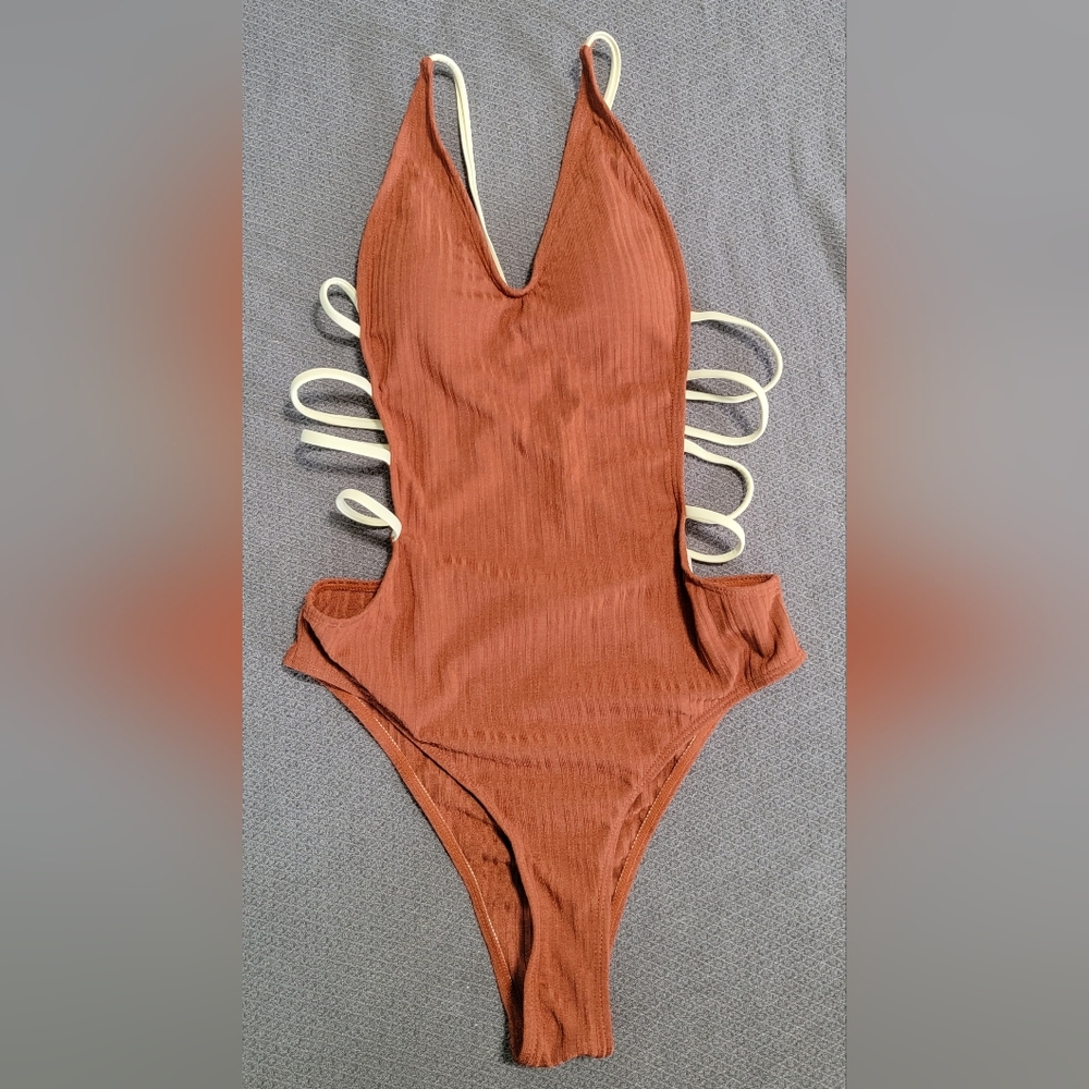 Sexy one-piece bathing suit
